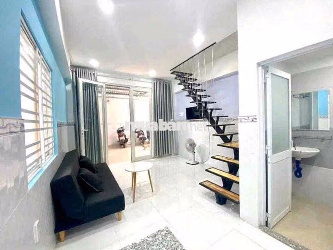 NHÀ TRỌ 1 LẦU 1 TRỆT - CỘNG HOÀ, TÂN BÌNH