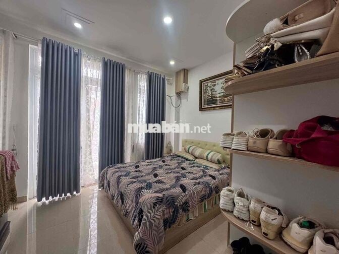 NHÀ 4pn, FULL NỘI THẤT, ĐƯỜNG OTO, TRUNG TÂM ĐÀ LẠT