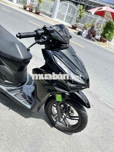 Honda Vario 125 đ.ký 2025 ( góp cần cccd 0 nợ xấu
