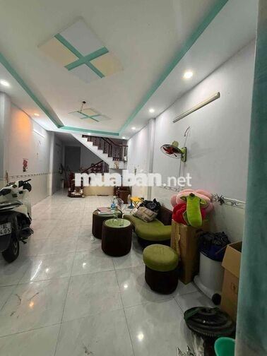 cho thuê nhà 2/ đường vĩnh lộc giá rẻ có 3p ngủ sạch sẽ hẻm xe hơi