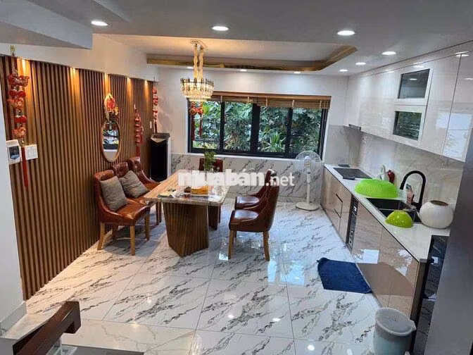 cho thuê nhà 1416/ lê đức thọ p13 (4x14) lửg , 2 lầu , st , 4pn , 5wc