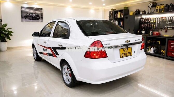 Bán xe Chevrolet Aveo mới keng