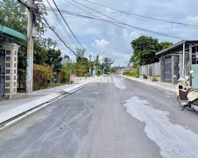 Bán Đất Ngay MT Nguyễn Viết Xuân cách Cầu Vượt Củ Chi 1km DT:380m2 SHR