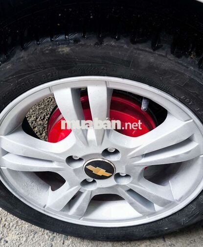 Bán xe Chevrolet Aveo mới keng
