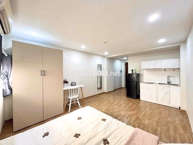 Studio Rộng 30m2, Cửa Sổ Lớn Siêu Thoáng, Ngay Phố Phan Xích Long
