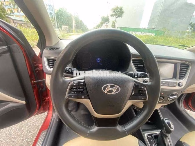 Hyundai Accent 2019 Tự động Xăng 80.000 km Đỏ