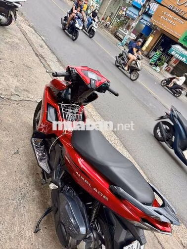 AB 125  Đỏ đen T11/2021 ngay chủ rất đẹp có góp