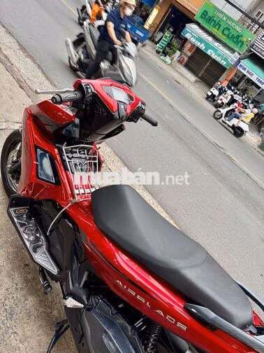 AB 125  Đỏ đen T11/2021 ngay chủ rất đẹp có góp