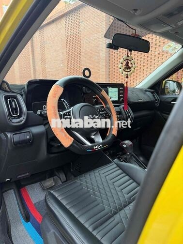 KIA Sonet 2025 1.5 Luxury Vàng 8000 km