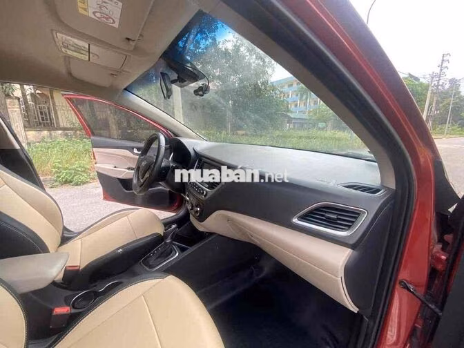 Hyundai Accent 2019 Tự động Xăng 80.000 km Đỏ