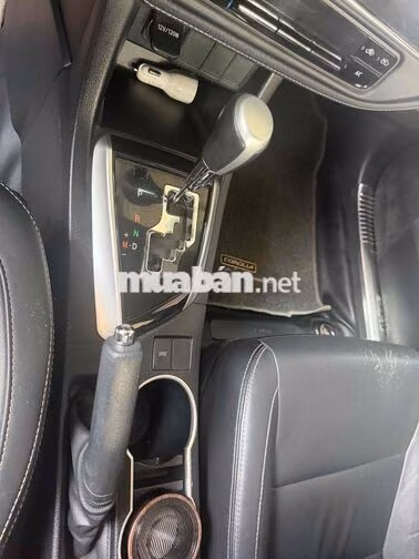 Toyota Altis 1.8G 2021 Đen Ghế da Tự động