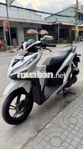 Vario 150 2019 Trắng đen. 26091 ( hỗ trợ góp )