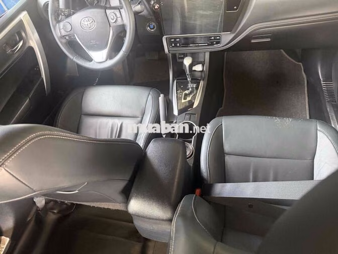 Toyota Altis 1.8G 2021 Đen Ghế da Tự động