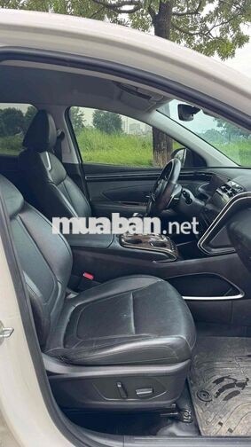 Cần bán Hyundai Tucson 2.0D full dầu 2023 cực đẹp
