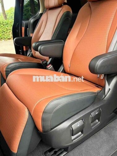 Cần bán KIA Carnival Signature 2024 full dầu  đẹp