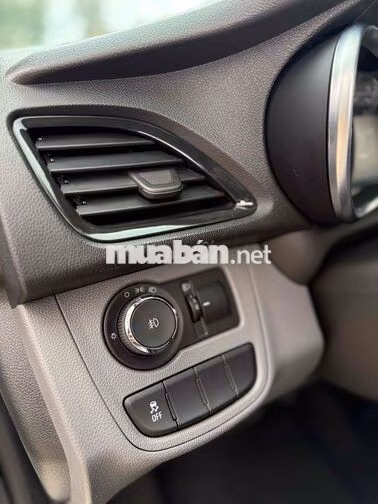 Vinfast Fadil Base 2022 Trắng 56.000 km Tự động