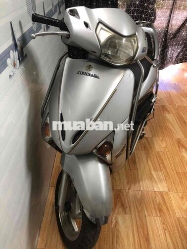 Honda Lead Fi (bstp) màu - Bạc