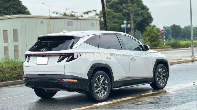 Cần bán Hyundai Tucson 2.0D full dầu 2023 cực đẹp