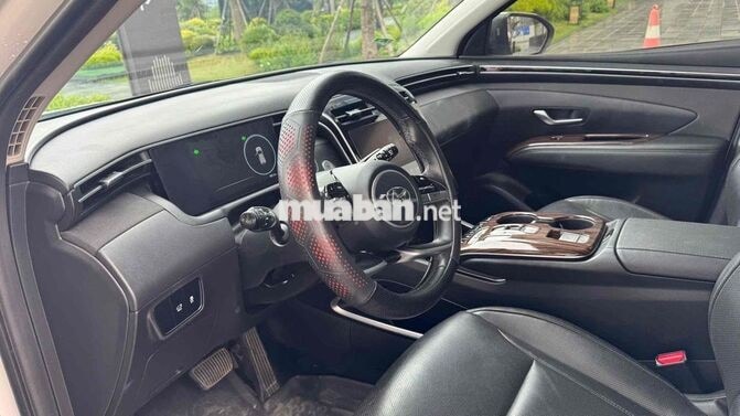 Cần bán Hyundai Tucson 2.0D full dầu 2023 cực đẹp