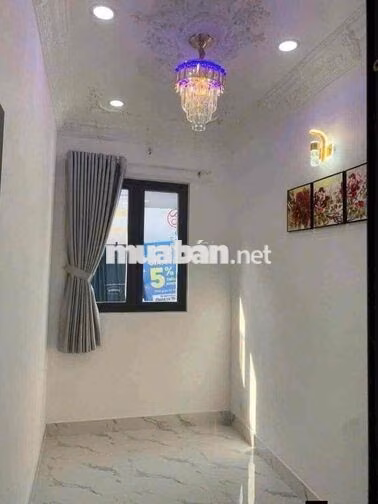 Nhà nguyên căn 2PN 2wc hẻm 1806 ô tô gần nhà giá 6tr