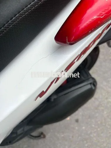 Honda Vision Trắng