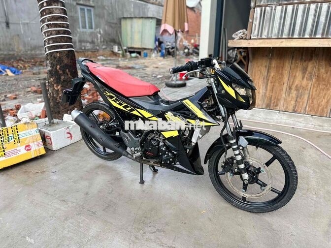 Suzuki Satria F150 219cc Đen, vàng