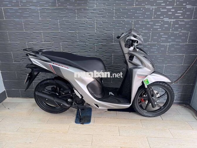 Honda Vision 2026 Bạc nhám 130 km