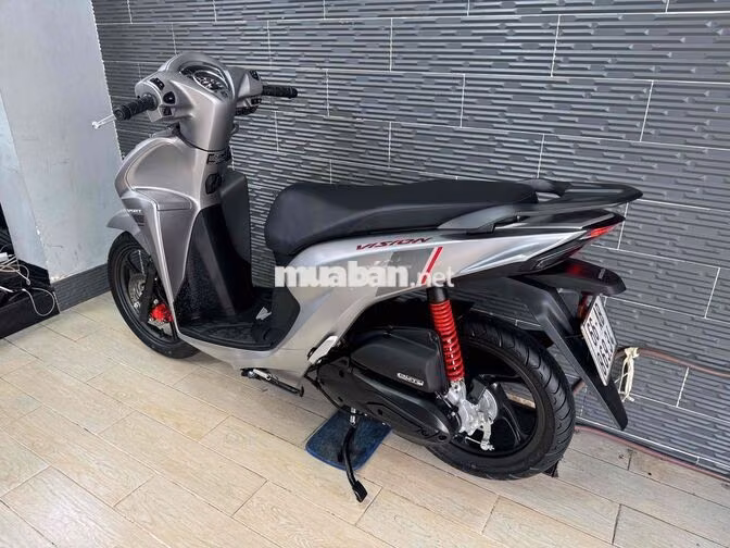 Honda Vision 2026 Bạc nhám 130 km