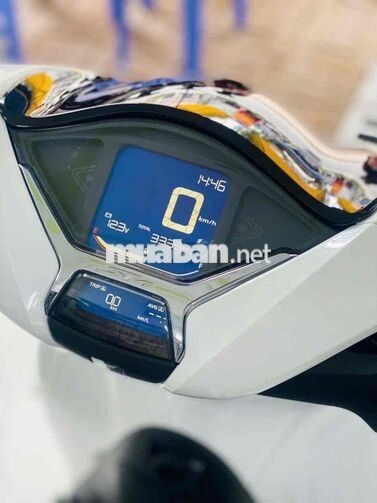 Honda SH125i CBS 2025 Trắng 3333 km