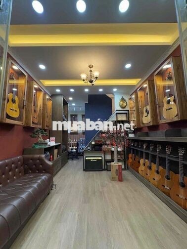 Cho thuê nhà mặt phố tại 101A Lê Văn Duyệt