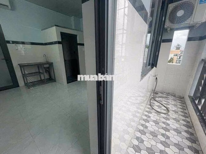Bancol sẵn máy lạnh - mặt tiền hẻm