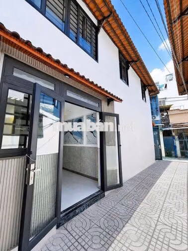 🏡 NHÀ QUẬN 12, GẦN CẦU VƯỢT QUANG