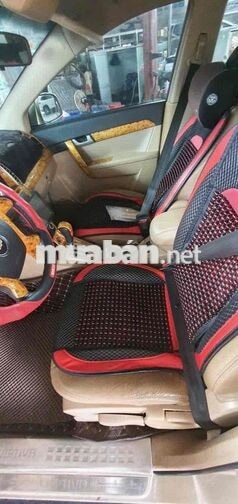 Chevrolet Captiva số tự động 7 chỗ Vàng cát