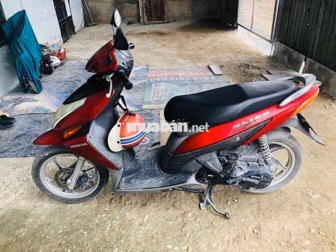 Honda Click chính chủ công chứng liền