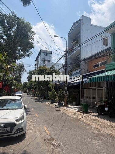 chính chủ cần bán nhanh căn nhà siêu mới siêu sịn