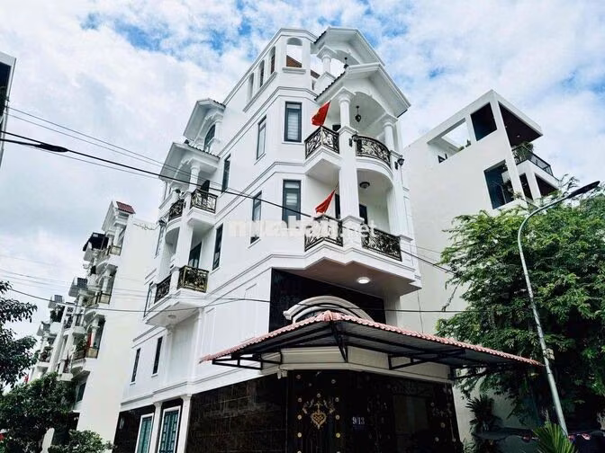 Cho Thuế Nhà Cuối Nguyễn Oanh ngay ngã tư ga kế gò vấp