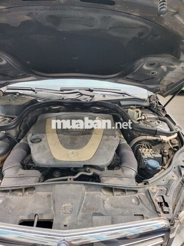 Mercedes Benz E300 2011 Sedan Bạc