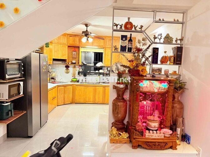 Bán nhà đường Cô Bắc dt 50m2 dtsd 250m2 giâ 7ty5 Lh ***
