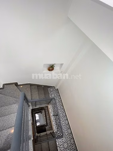 NHÀ MỚI HẺM 124 LÊ THỊ BẠCH CÁT, DT: 2.3x11m 3.5TẤM GIÁ: 4.5TỶ TL