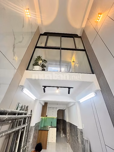 NHÀ MỚI HẺM 124 LÊ THỊ BẠCH CÁT, DT: 2.3x11m 3.5TẤM GIÁ: 4.5TỶ TL
