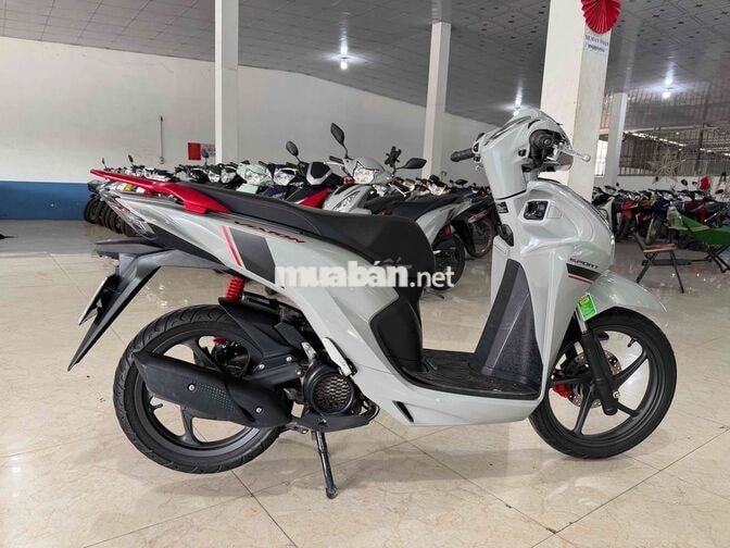 Honda Vision 2025 Xám 3000km