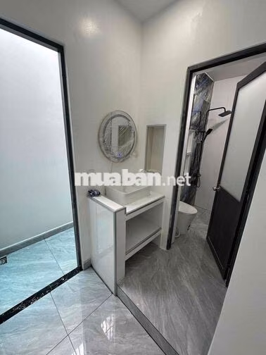 cần bán nhà mới 100% đã hoàn công
