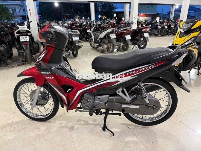 Honda Wave Blade 2017 Đỏ đen