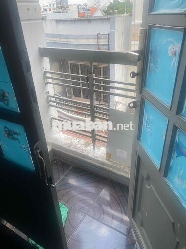 cần pasa gấp phòng có ban công siêu thoáng mát
