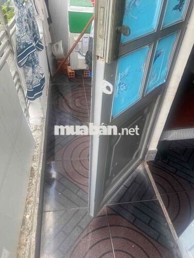 cần pasa gấp phòng có ban công siêu thoáng mát