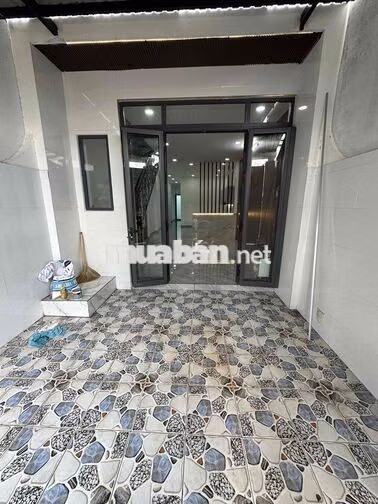cần bán nhà mới 100% đã hoàn công