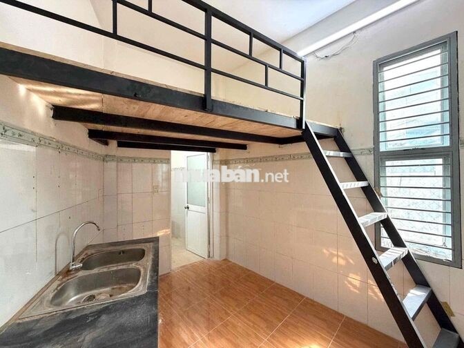 PHÒNG GÁC CỬA SỔ NGAY TÔ KÝ, GẦN CVPM, FPT, UTH3, ULSA2