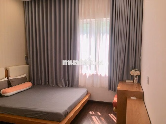 Bán căn hộ chung cư Ngô Gia Tự, Quận 10, 90m2, 3pn, 4.7 tỷ, có sổ