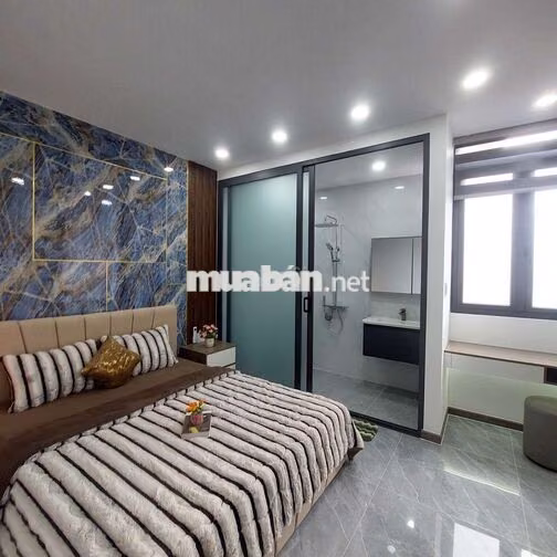 Nhà mặt tiền 7 tầng, ,thang máy Tân Thới Nhất gần ga Metro Tham Lương 