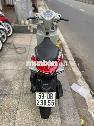 Honda Vision Cao cấp 2025 Xám Mới 99%